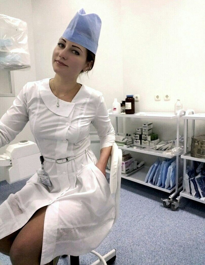 Медсестра на шпильках